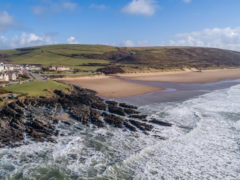 2 Rockham - Luxury Apartment At Byron Woolacombe, Only 4 Minute Walk To Woolacombe Beach! Exterior photo